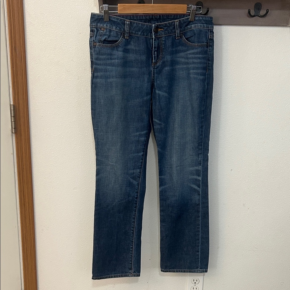 Talbots jeans Classic Blue Denim Jeans waist 32 in., inseam 29 in., rise 9.5 in.